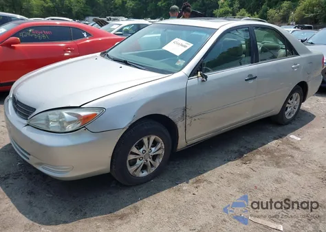 2004 Toyota Camry Le V6 from USA, damaged, VIN 4T1BF32K44U080162